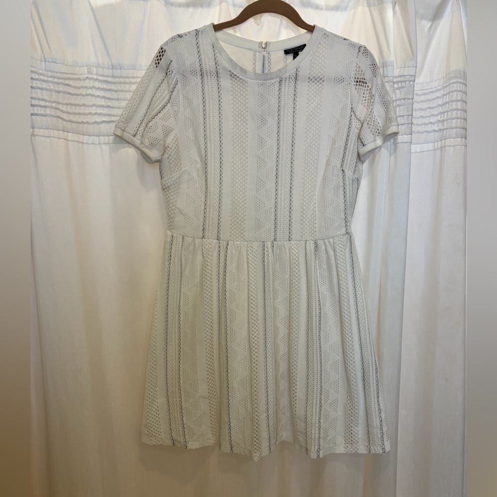 Topshop white dress with exposed zipper